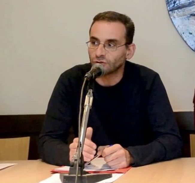 Σταύρος Αντύπας:Το υπουργείο Οικονομικών προχωράει το σχέδιο “φιλετοποίησης” του Μύρτου και μάλιστα σε συσκευασία 4 τεμαχίων.