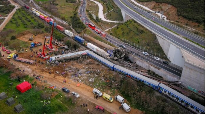 Αποκάλυψη για το “μπάζωμα” στα Τέμπη: “Η εντολή δόθηκε από την Αστυνομία και την Πυροσβεστική”