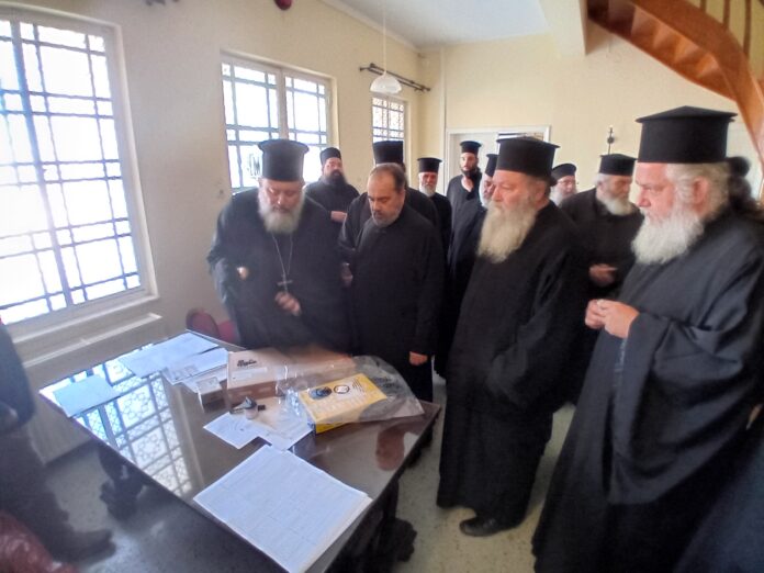Παράδοση Ενοριακού Ψηφιακού Κόμβου στην Ιερά Μητρόπολη Κεφαλληνίας απο το Ίδρυμα Ποιμαντικής Επιμόρφωσης της Ιεράς Αρχιεπισκοπής Αθηνών