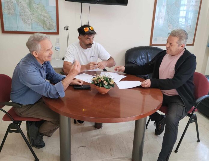 Υπογραφή σύμβασης για τη συντήρηση των πεζοπορικών διαδρομών του Δήμου Σάμης