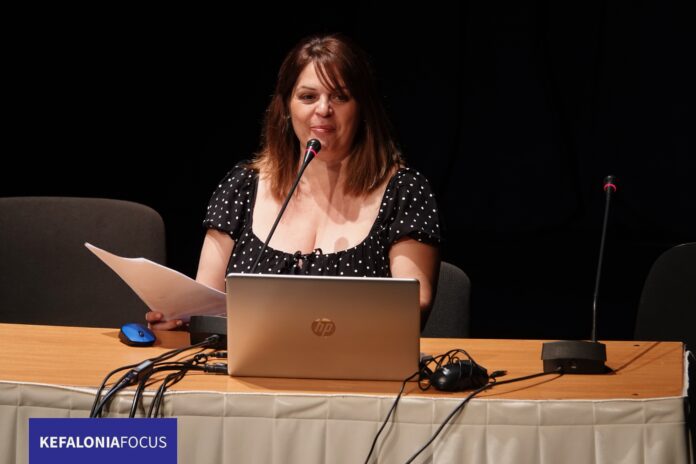 Εκδήλωση Παρουσίασης Προγραμμάτων Σχολικών Δραστηριοτήτων της Δ.Δ.Ε. Κεφαλληνίας Εκδήλωση Παρουσίασης Προγραμμάτων Σχολικών Δραστηριοτήτων της Δ.Δ.Ε. Κεφαλληνίας