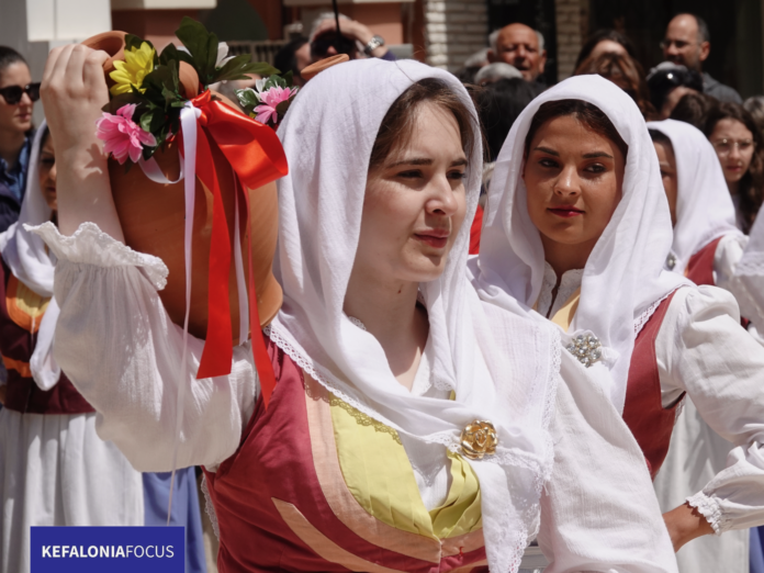 Φιλολογικό Απογευματινό με Παρουσίαση Βιβλίου στο Kurosiwo