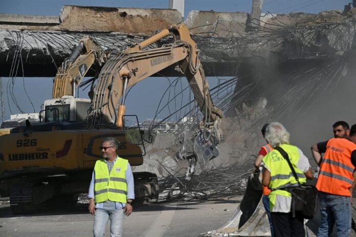 Ισθμός: Τα επόμενα βήματα για να ξαναχτιστεί η γέφυρα