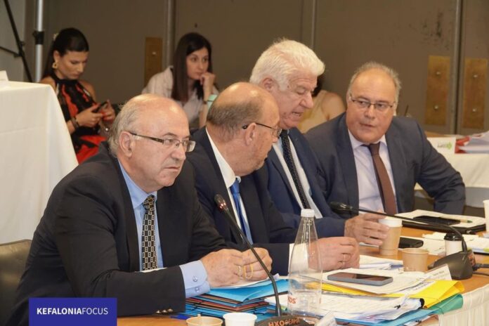 Περιφερειακό Συμβούλιο Ιονίων Νήσων: Συνεδριάζει 12&13 Μαΐου στο Αργοστόλι με κρίσιμα θέματα στην ατζέντα Περιφερειακό Συμβούλιο Ιονίων Νήσων: Συνεδριάζει 12&13 Μαΐου στο Αργοστόλι με κρίσιμα θέματα στην ατζέντα