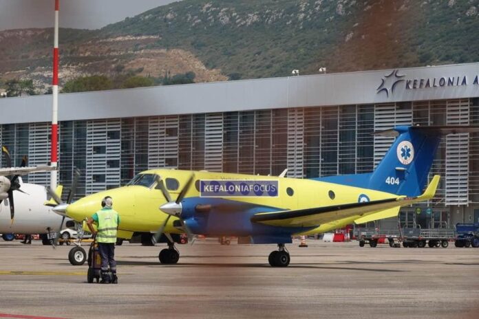 Αερογέφυρα ζωής του ΕΚΑΒ για τον 16χρόνο που τραυματίστηκε στον Καραβάδο