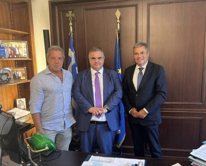 Παναγής ΚαππάτοςΣημαντική συνάντηση εργασίας με τον Δήμαρχο Σάμης Παναγή Δρακουλόγκωνα στο Υπουργείο Εσωτερικών για την ύδρευση της βόρειας Κεφαλονιάς