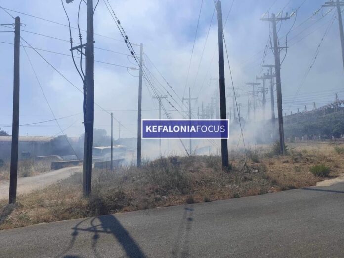 Φωτιά στον υποσταθμό της ΔΕΗ στη Λαγκάδα