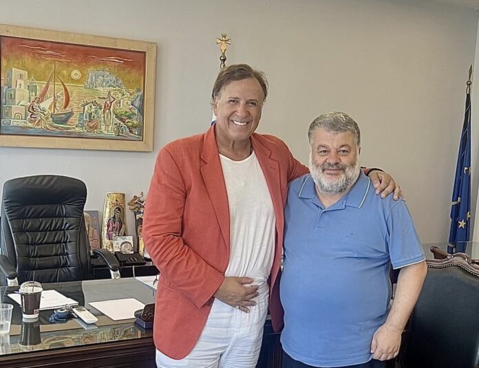 Συνάντηση Δημάρχου Αργοστολίου με τον Αντιπρόεδρο της Επιτροπής Πολιτισμού και Νεολαίας της ΚΕΔΕ