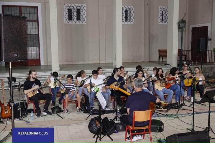 Απόψε στο Αργοστόλι η Συναυλία της Μαντολινάτας Χορωδίας Αργοστολίου