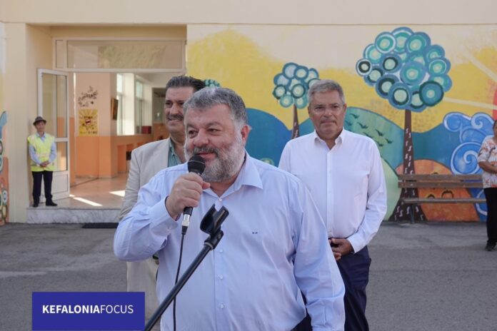 Δήμαρχος Αργοστολίου :Ευχόμαστε η νέα σχολική χρονιά να δημιουργήσει όμορφες μνήμες και σημαντικά εφόδια για τα παιδιά μας!