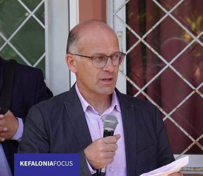 Ευαγόρας Παλληκαρίδης: Αποτύπωση δράσεων του 3ου Γυμνασίου για ονοματοδοσία αίθουσας