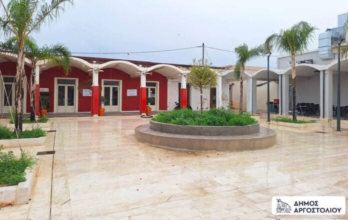 Δήμος Αργοστολίου :Ολοκληρώθηκε η πράξη της Διοικητικής Αποβολής των καταστημάτων από το ιστορικό κτίριο της Αγοράς Αργοστολίου