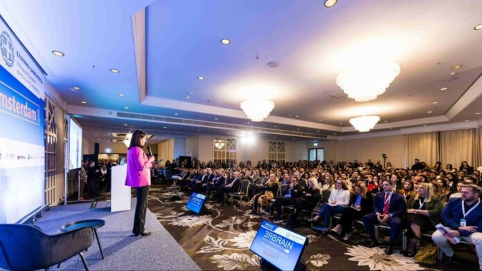 Rebrain Greece στην Ολλανδία: Τραγελαφικές στιγμές από μάνατζερς – «Επιστρέφετε στο… Αφγανιστάν»