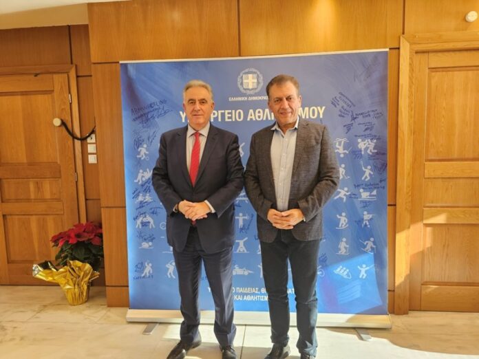 Θανάσης Καββαδάς: «Το Υπουργείο Αθλητισμού δεσμεύθηκε να χρηματοδοτήσει σημαντικές υποδομές για τα αθλητικά σωματεία της Λευκάδας» – Συνάντηση με τον Αναπληρωτή Υπουργό Αθλητισμού κ. Γιάννη Βρούτση