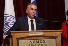 Ιθάκη: Αρνητικό «όχι» του Δήμου στα πλωτά ναύδετα σε Φιλιατρό και Σχίνο – Στο αυριανό Δημοτικό Συμβούλιο η απόφαση για την προστασία των ακτών