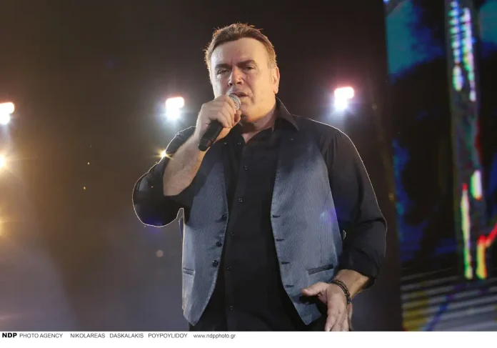 Πέθανε ο τραγουδιστής Μανώλης Λιδάκης – Ήταν 64 ετών