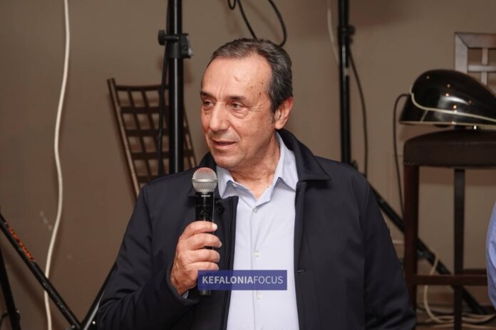 Ανακοινώνεται η διάθεση οκτώ (8) πάγκων στη Δημοτική Αγορά Αργοστολίου