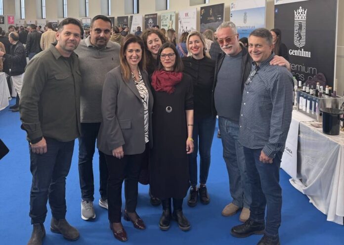 Η Αντιπεριφερειάρχης Επιχειρηματικότητας Ελένη Παπαναστασάτου στην έκθεση «Οινόραμα» και “FoodExpo”