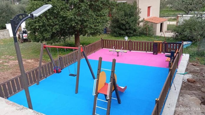 Δήμος Ιθάκης:Ολοκληρώθηκαν οι εργασίες κατασκευής της νέας παιδικής χαράς στις Φρίκες