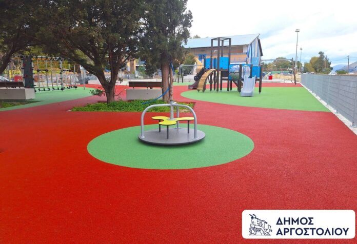 Η νέα Παιδική Χαρά στο χώρο του κλειστού Γυμναστηρίου Αργοστολίου