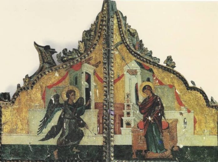 Κοργιαλένειο Μουσείο -Έκθεμα Μαρτίου:Βημόθυρο με παραστάσεις Ευαγγελισμού και Ιεραρχών