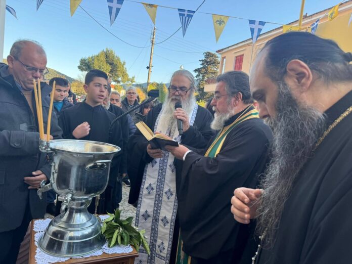 Αγιασμός στον Μητροπολιτικό Ναό στο Βαθύ Ιθάκης