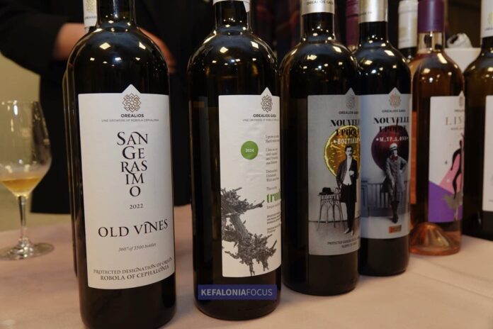 Οινογνωσία Κεφαλονίτικων Οίνων από τον Σύνδεσμο Οινοποιών Κεφαλονιάς στο θέατρο Αργοστολίου! Οινογνωσία Κεφαλονίτικων Οίνων από τον Σύνδεσμο Οινοποιών Κεφαλονιάς στο θέατρο Αργοστολίου!