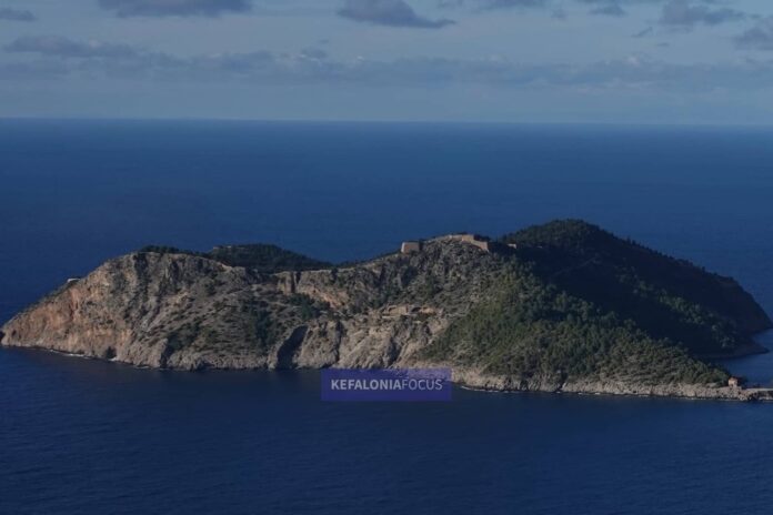 Εφορεία Αρχαιοτήτων Κεφαλληνίας & Ιθάκης:Με αφορμή πρόσφατη ανάρτηση του κ. Κωνσταντίνου Ζαπάντη σχετικά με το Κάστρο της Άσ(σ)ου