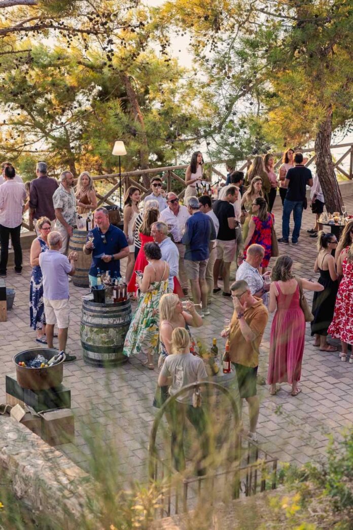 Με επιτυχία ολοκληρώθηκε το eventγευσιγνωσίας “Meet Kefalonia’s Wines @White Rocks”.