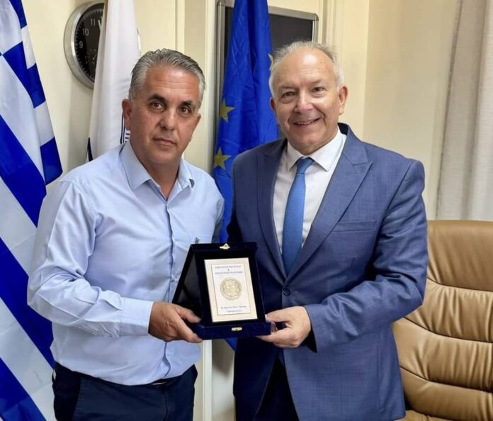 Επίσκεψη Υφυπουργού Ναυτιλίας Στέφανου Γκίκα στην Ιθάκη – Συναντήσεις για Ύδρευση, Λιμενικά Έργα και Ανάπτυξη