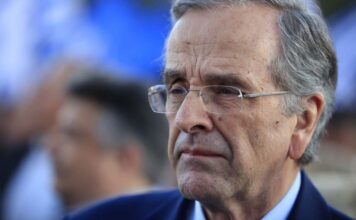 Η χρονική αλληλουχία παρεμβάσεων Σαμαρά και συνέντευξης Μητσοτάκη και η επικοινωνιακή της διάσταση