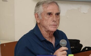 «Τρικυμία εν ποτηρίω» για το λιμάνι Ληξουρίου – Σφοδρή παρέμβαση Βασίλη Ρουχωτά για τον διαγωνισμό στα Λεγατάτα