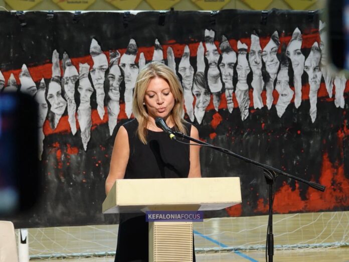 Βαγγέλης Θεοφιλάτος :Ο Δήμαρχος Ληξουρίου και το επιτελείο του γύρισαν την πλάτη στη συγκέντρωση της Μαρίας Καρυστιανού