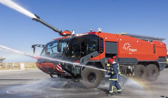 Η Fraport Greece ενισχύει την ασφάλεια των περιφερειακών αεροδρομίων με 17 νέα πυροσβεστικά οχήματα