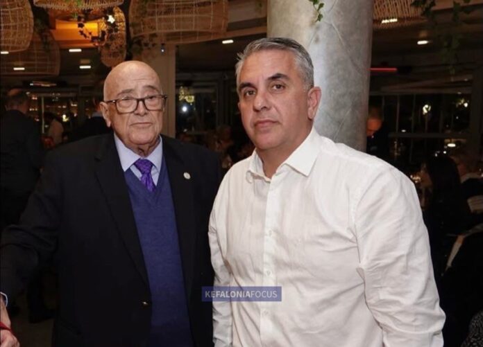 Χρηματική Δωρεά του κ. Παναγιώτη Τσάκου για τα σχολεία της Ιθάκης.