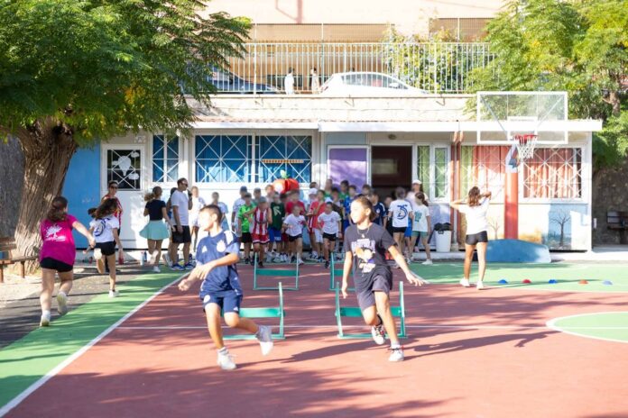 Μαθητές του 1ου & 2ου Δημοτικού Σχολείου Αργοστολίου έτρεξαν για την Ειρήνη στην 12η Πανελλήνια Ημέρα Σχολικού Αθλητισμού