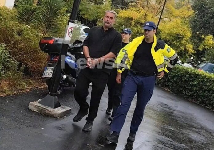 «Βασίλης Μπισμπίκης: Από τον μύθο της παραβατικότητας στη δημόσια αποκαθήλωση»