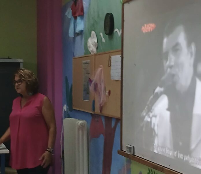 Βιωματικό Ποιητικό Εργαστήρι με την ποιήτρια Χρυσούλα Αλεξάνδρου στο Βαλλιάνειο Γυμνάσιο Κεραμειών