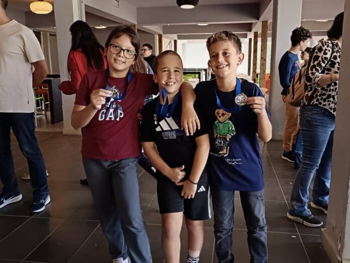 Λάμψη Κεφαλονιάς στη «Σκακιστική Μαθητιάδα 2025» – Τέσσερα μετάλλια για τον Σκακιστικό Σύλλογο Κεφαλληνίας