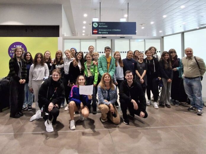 «Το 2ο Γυμνάσιο Αργοστολίου καλωσορίζει μαθητές/τριες από το Oberhausen της Γερμανίας.»