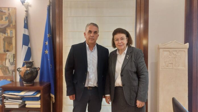 Συνάντηση του Δημάρχου Ιθάκης με την Υπουργό Πολιτισμού Λίνα Μενδώνη για τα έργα και τις πολιτιστικές υποδομές του νησιού