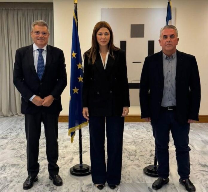 Συνάντηση Δημάρχου Ιθάκης με την Υπουργό Παιδείας για τα προβλήματα των σχολείων