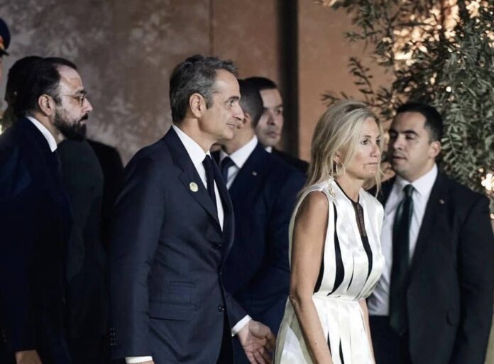 «Στατιστική ευημερία, καθημερινή φτώχεια – Αυτή είναι η Ελλάδα του 2025»