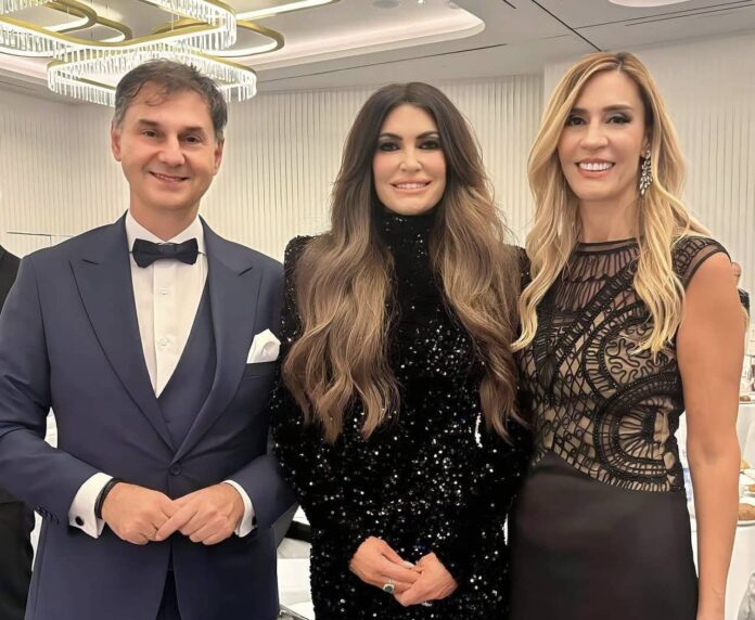 «Από τον Παρθενώνα στον Αργυρό: η διπλωματία ως θέαμα»