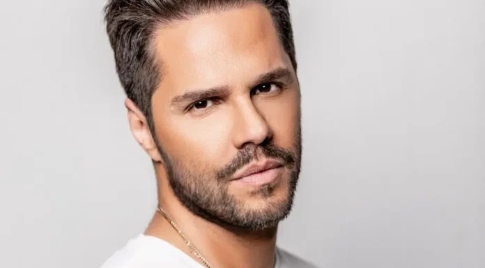 Ο Δήμος Αργοστολίου ετοιμάζεται για μια λαμπερή Χριστουγεννιάτικη εκδήλωση με τον Γιώργο Τσαλίκη