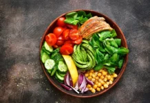 5 αντιφλεγμονώδη τρόφιμα και ποτά για καλή υγεία του εγκεφάλου