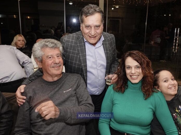 Ο Διονύσης Λυκούδης γιόρτασε την ονομαστική του εορτή με φίλους, συνεργάτες και στελέχη των «ΑΕΤΩΝ»