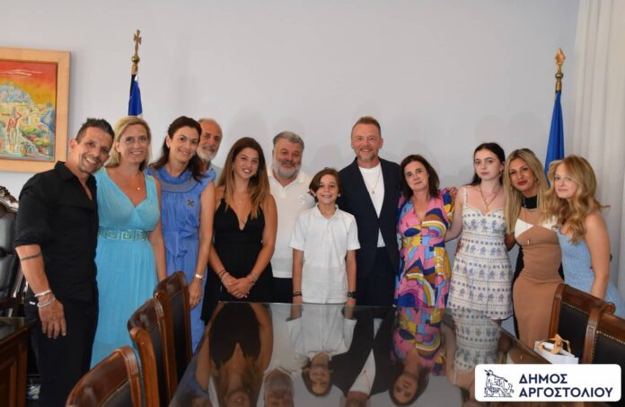 Εισήγηση για ανακήρυξη Simon Pegg σε επίτιμο Δημότη του Δήμου Αργοστολίου
