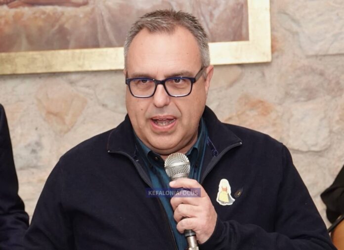 Παύλος Σκλαβούνος: Πολυθεματικές σκέψεις για μια μονοθεματική Συνέλευση