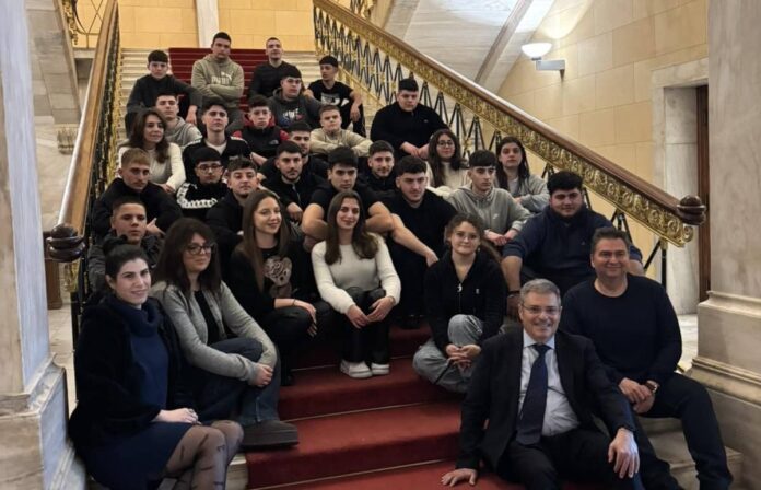 Π. Καππάτος: Υποδοχή στη Βουλή των Ελλήνων του 1ου ΕΠΑΛ Ληξουρίου για πρώτη φορά